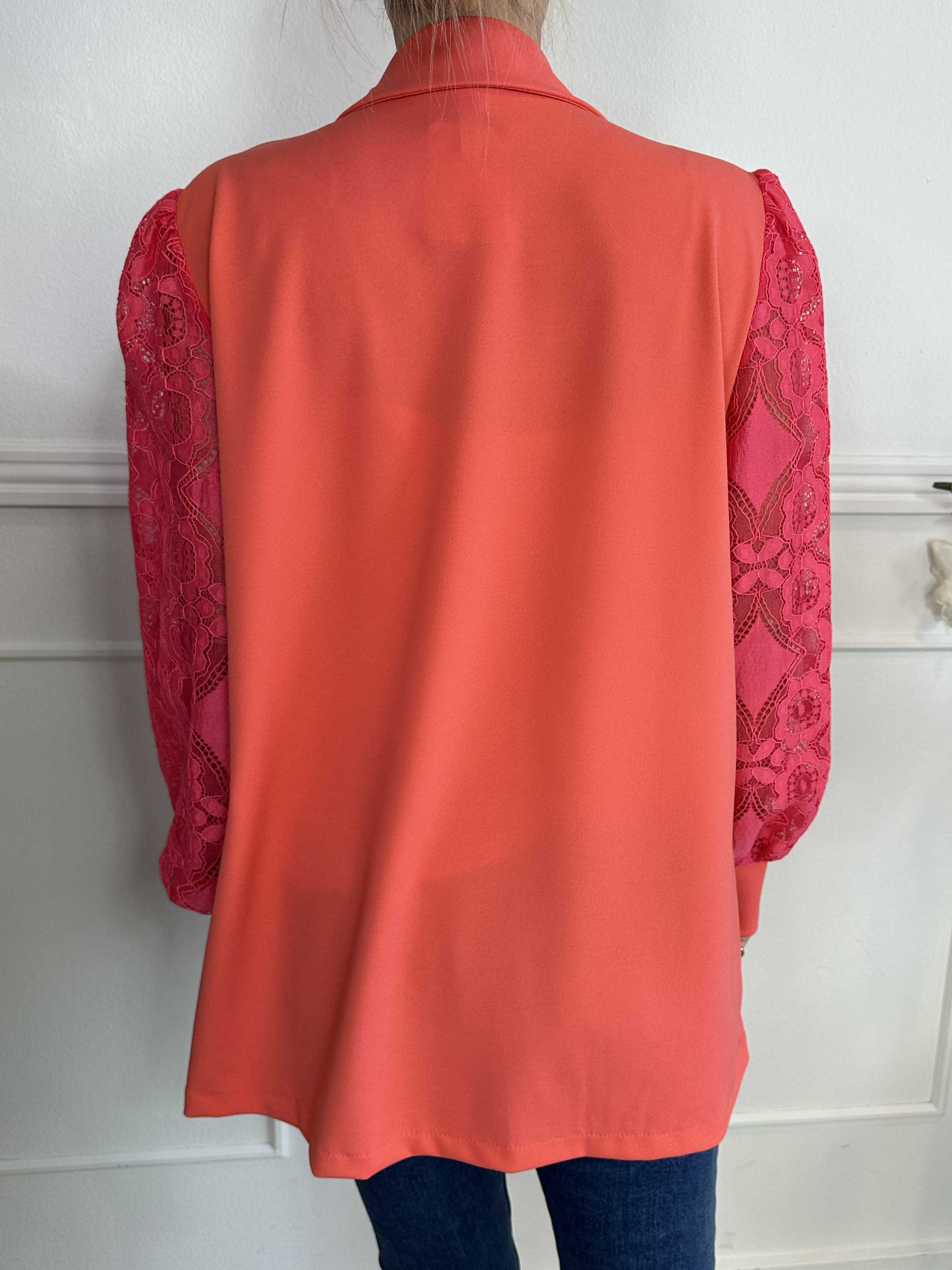 Kata Lace - Oversized blazer med blondeærmer